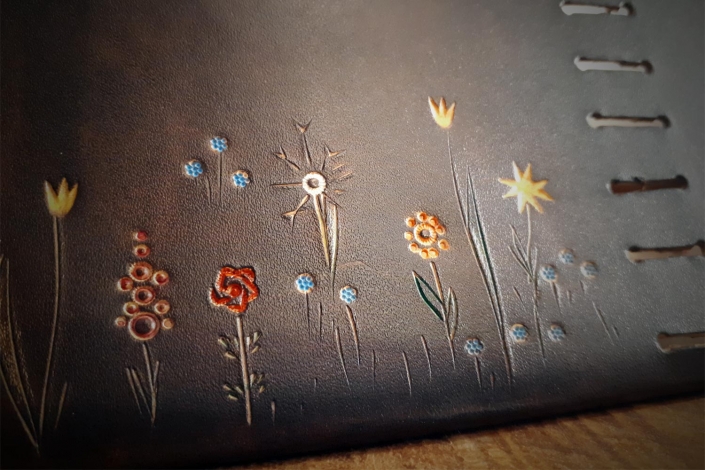 Blumen-Pinseltasche Pinseltasche für eine Maskenbildnerin